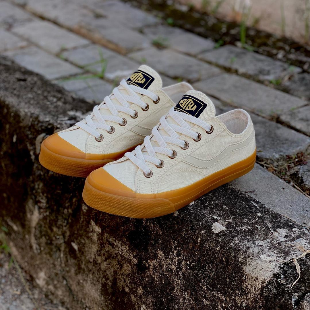 Sepatu Lokal Terbaik