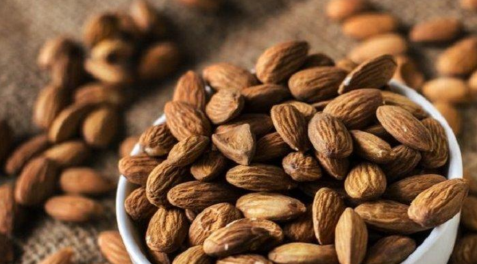 Makanan Pelancar ASI Paling Ampuh 