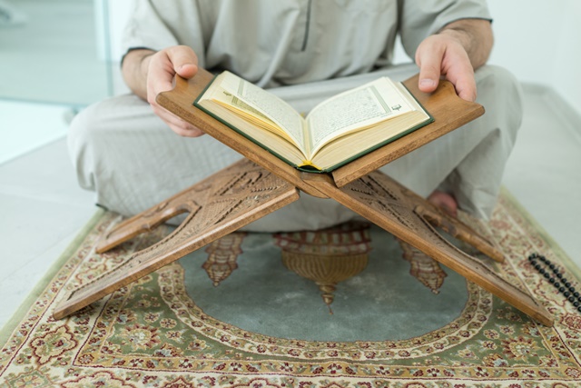 Hadist Tentang Sedekah