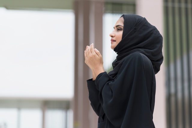 Mujarab! Doa Diberi Keselamatan Dunia dan Akhirat Serta Waktu Terbaik Untuk Mengamalkannya Doa Diberi Keselamatan Dunia dan Akhirat
