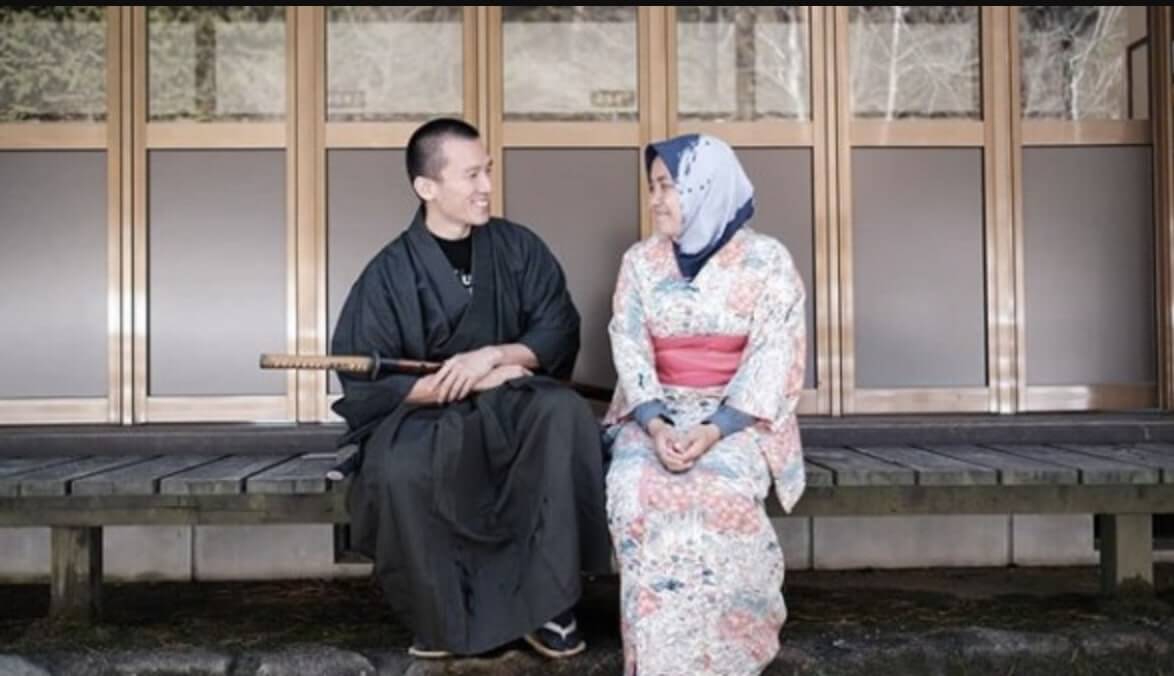 ustadz felix siauw