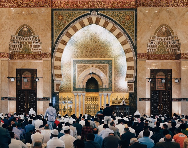 Agama Tertua di Indonesia