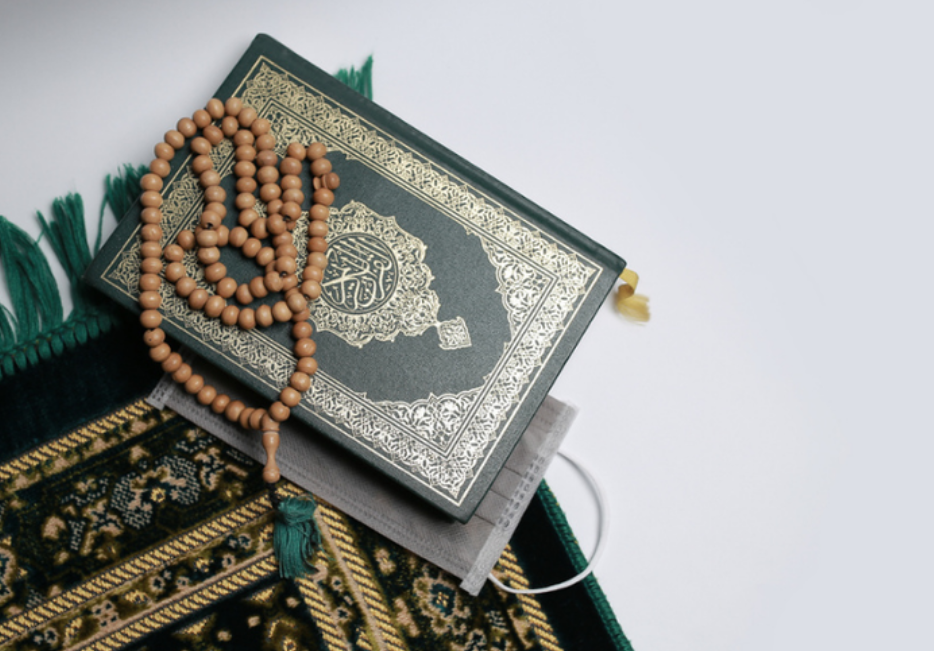 Kado Pernikahan Islami Peralatan Sholat