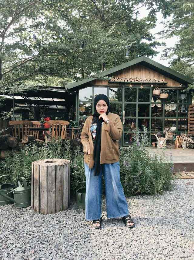 OOTD Hijab Remaja SMA