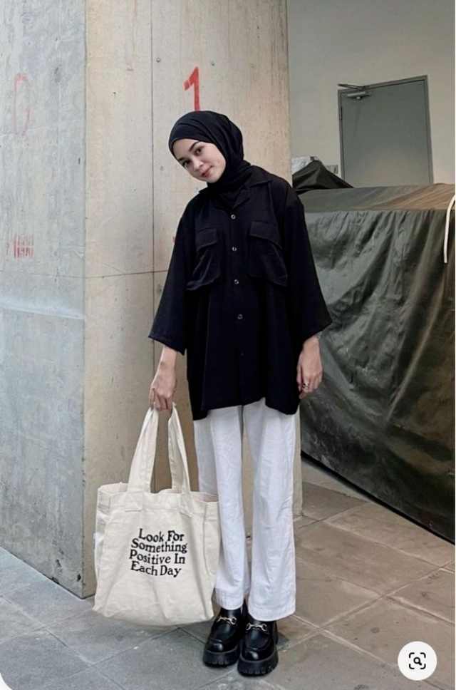 OOTD Kemeja Hitam hijab