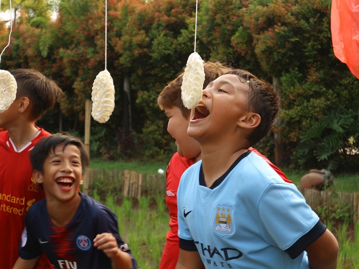makan kerupuk