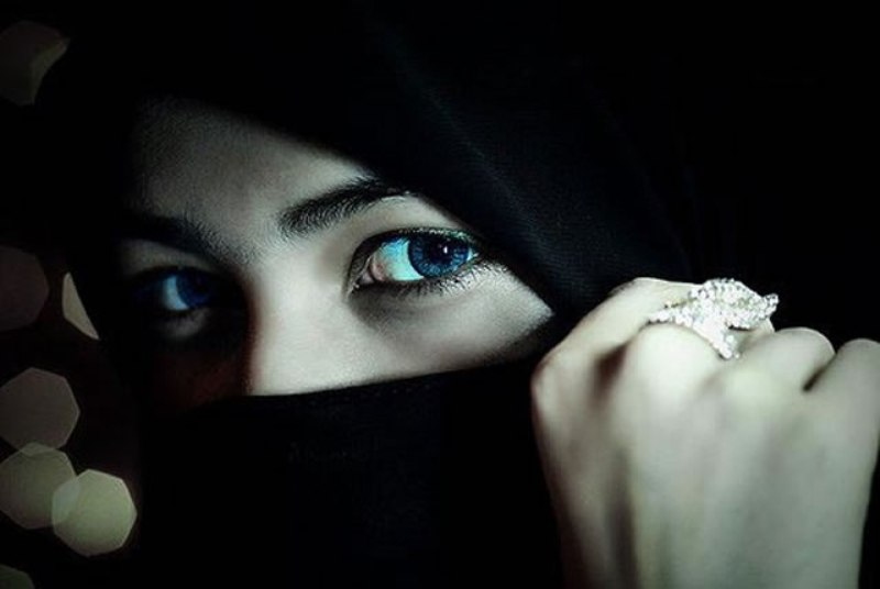 Dosa Anak Perempuan yang Tidak Berhijab