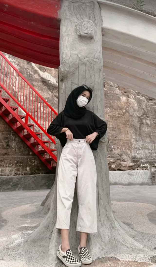 OOTD style hijab bertubuh pendek