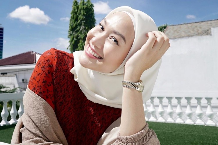 7 Doa agar Wajah Cantik seperti Bidadari Surga yang Bercahaya Doa agar Wajah Cantik seperti Bidadari