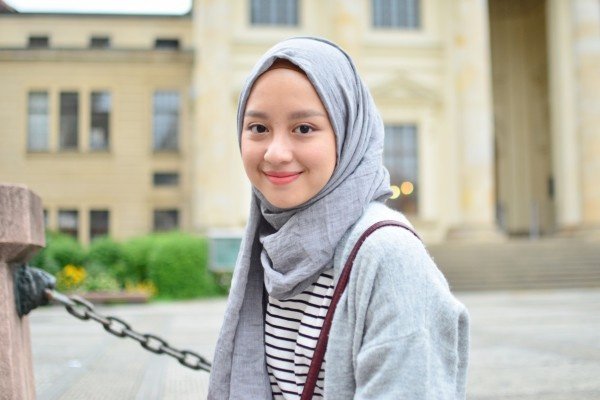 7 Doa agar Wajah Cantik seperti Bidadari Surga yang Bercahaya Doa agar Wajah Cantik seperti Bidadari
