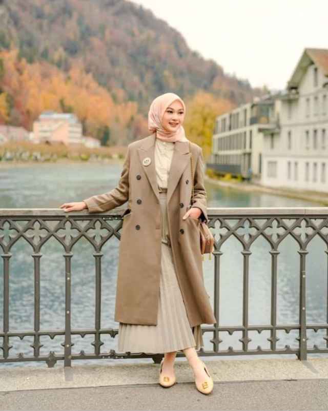 style hijab rok dan kemeja