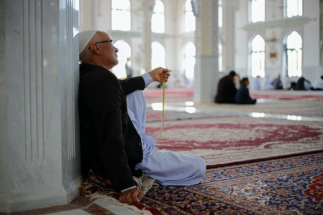 Apa itu Sujud Sahwi, Dalil, Tata Cara dan Bacaannya Muslim Wajib Tahu apa itu sujud sahwi