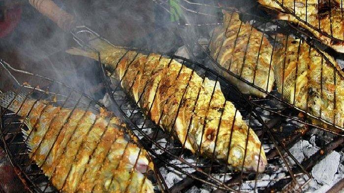 Hukum Bakar Ikan di Tahun Baru