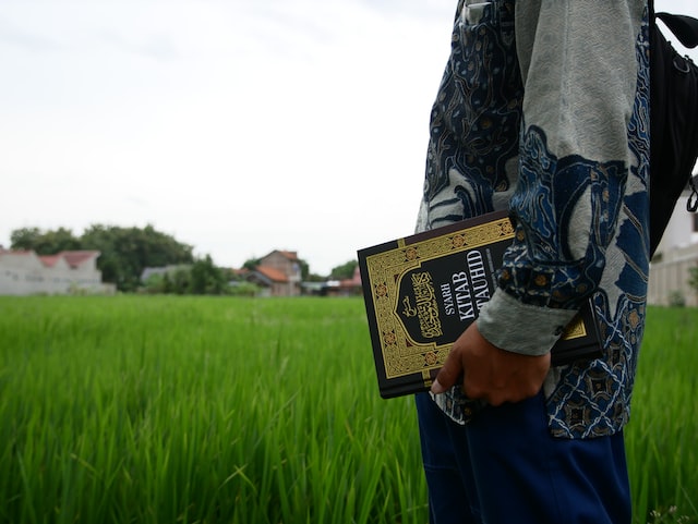 tulisan waalaikumsalam yang benar