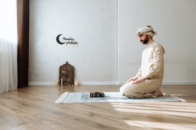 bacaan tahiyat akhir
