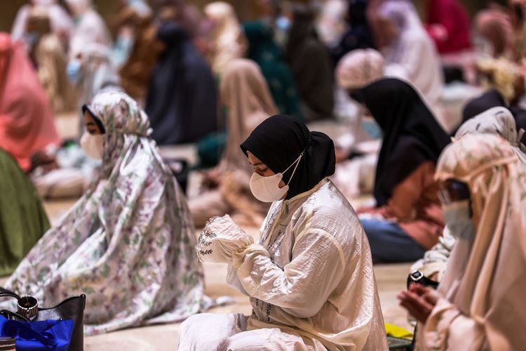 Apakah Niat Sholat Tarawih Dibaca Setiap Rakaat