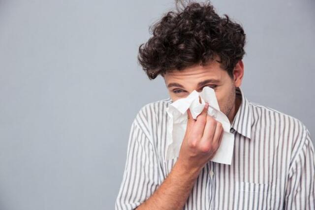Cara mengobati sinusitis dengan minyak kayu putih : Mitos atau fakta