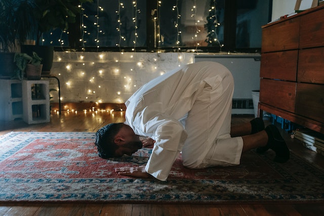 Berapa Rakaat Shalat Tarawih di NU 