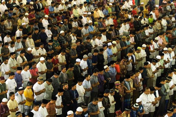 Apakah Niat Sholat Tarawih Dibaca Setiap Rakaat
