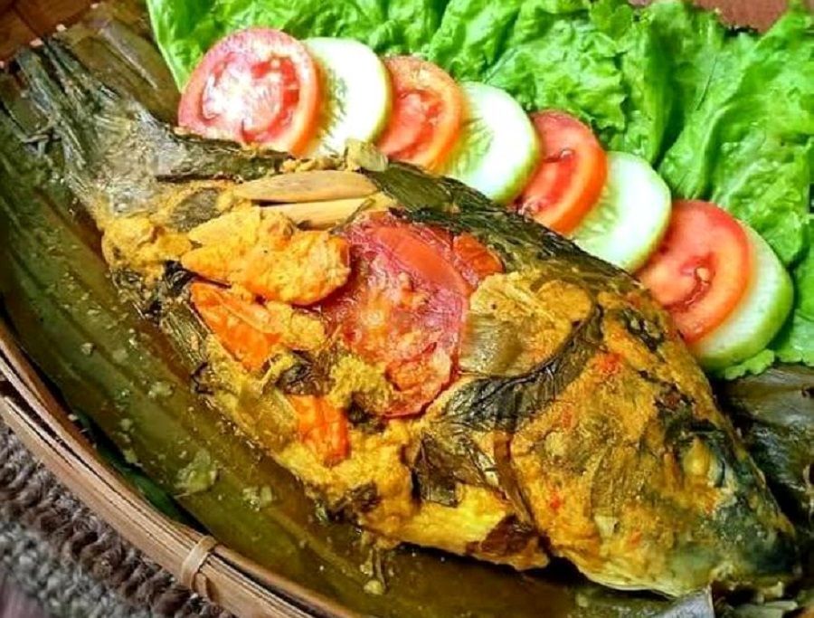 Pepes ikan mas