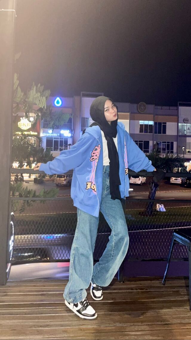 Lebaran Tidak Selalu Kaku Harus Feminim, Tampil Tomboy juga Bisa! 