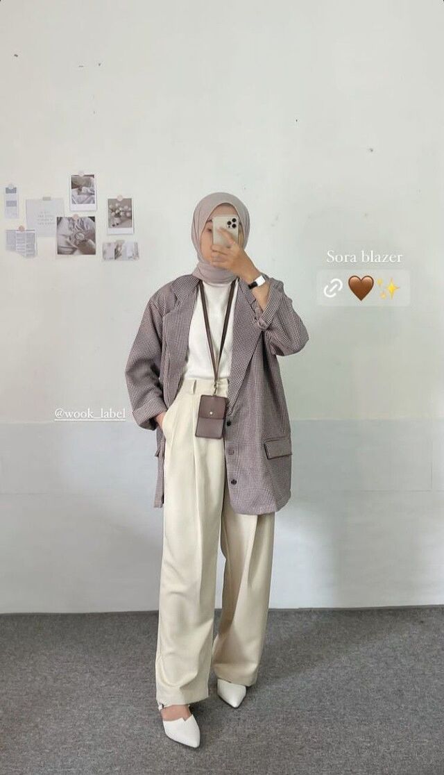 Blazer Kain Corduroy Abu-abu Jadi Makin Match 