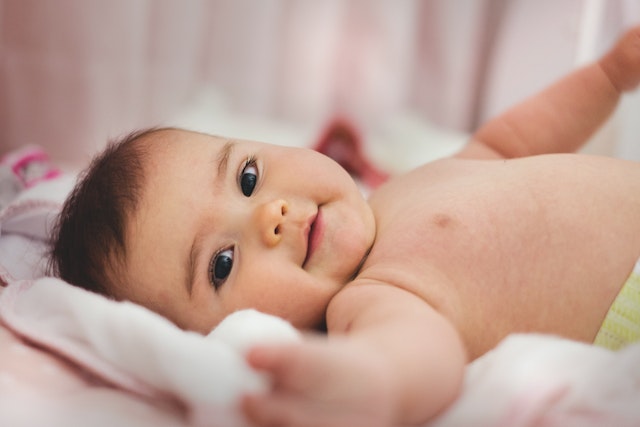 50+ Inspirasi Nama Bayi Laki-laki Islami 3 Kata Lahir di Bulan Syawal