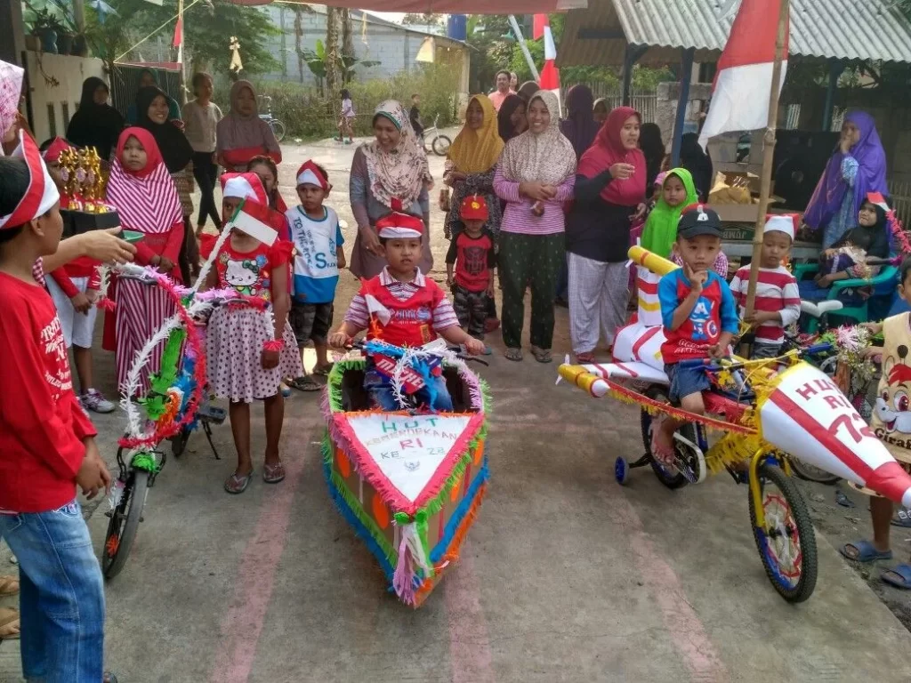 hiasan kampung 17 agustus