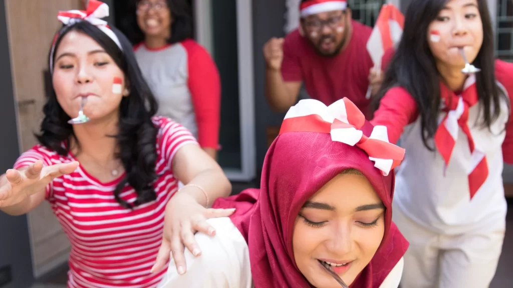 hiasan kepala 17 agustus