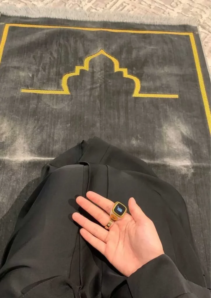 gambar sajadah dan tasbih aesthetic