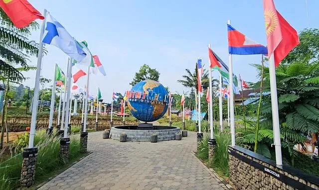 tempat wisata baru di bogor yang lagi hits