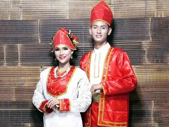 pakaian adat indonesia lengkap