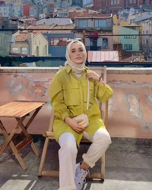 baju warna lemon cocok dengan jilbab warna apa