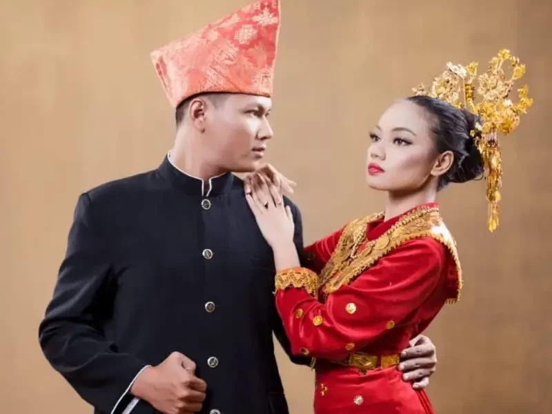 pakaian adat indonesia lengkap
