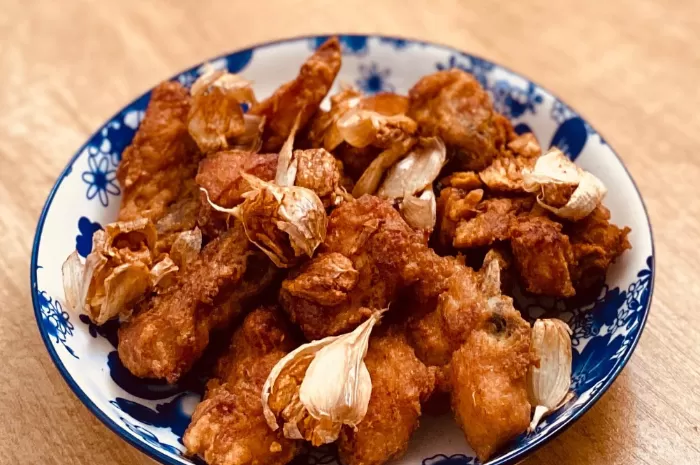 resep masakan ibu rumah tangga sehari hari agar tidak bosan ayam goreng bawang putih