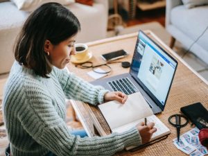 kerja-online-untuk-ibu-rumah-tangga