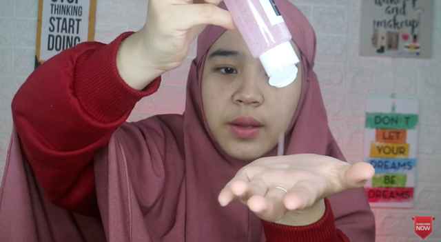 scarlett whitening facial wash