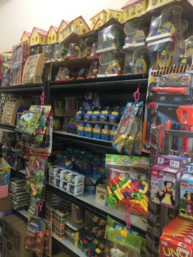 Grosir Mainan Seven Crayons