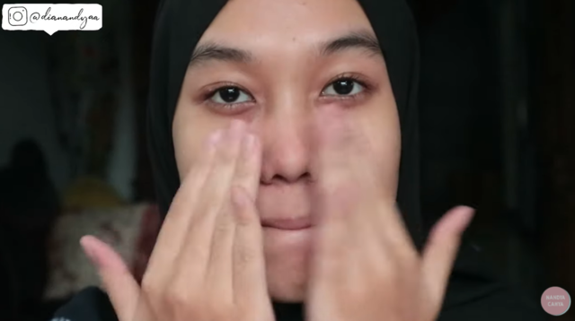 scarlett whitening acne essence toner