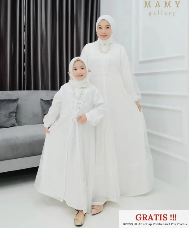 9 Gamis Couple Ibu & Anak Rayakan Lebaran, Yuk Cek! gamis ibu dan anak lebaran