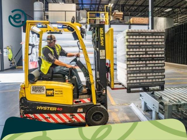 Apakah yang dimaksud distribusi dan distributor