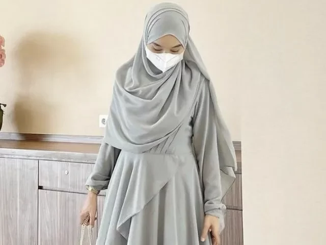 10 Inspirasi Model Baju Gamis Terbaru Stylish dan Keren 10 Inspirasi Model Baju Gamis Terbaru Stylish dan Keren