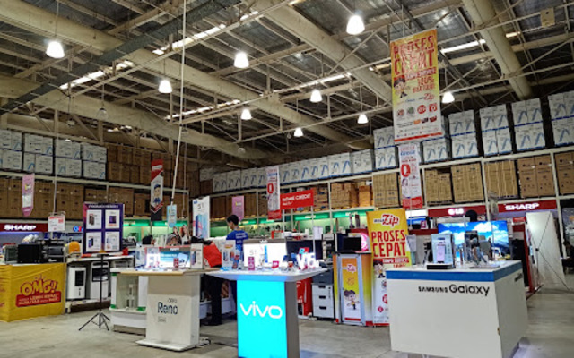 Tentang Lotte Grosir Ciputat 