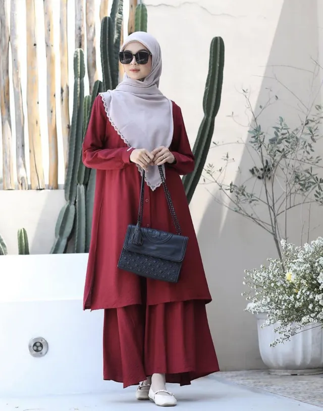12 OOTD Bukber Hijab Rok Elegan, Pancarkan Kecantikanmu ootd bukber rok hijab
