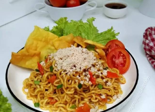 10+ Resep Mie Setan untuk Jualan, Dijamin Nikmat & Laris! resep mie setan untuk jualan
