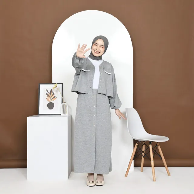 12 OOTD Bukber Hijab Rok Elegan, Pancarkan Kecantikanmu ootd bukber rok hijab