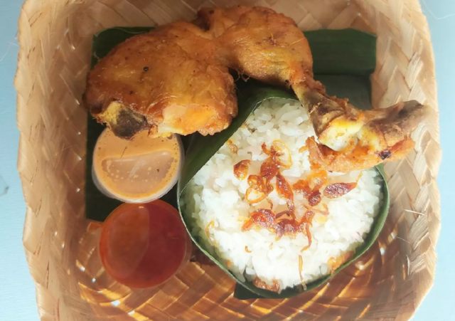12+ Resep Nasi Uduk untuk Jualan yang Gurih & Nikmat Resep nasi uduk yang nikmat