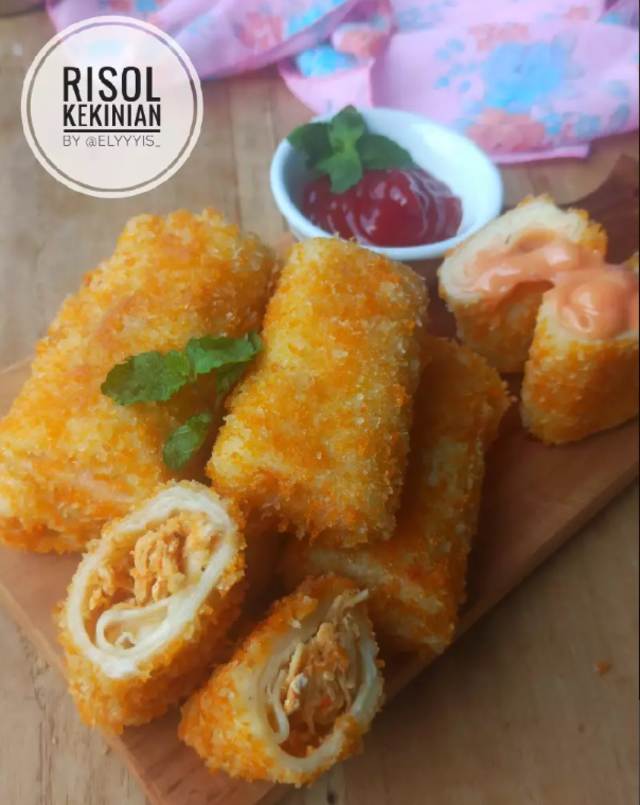 15 Menu Takjil Kekinian yang Hemat Dan Praktis, Ini Resepnya! Risol Ayam Pedas