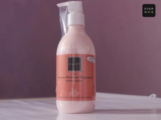 scarlett whitening body lotion