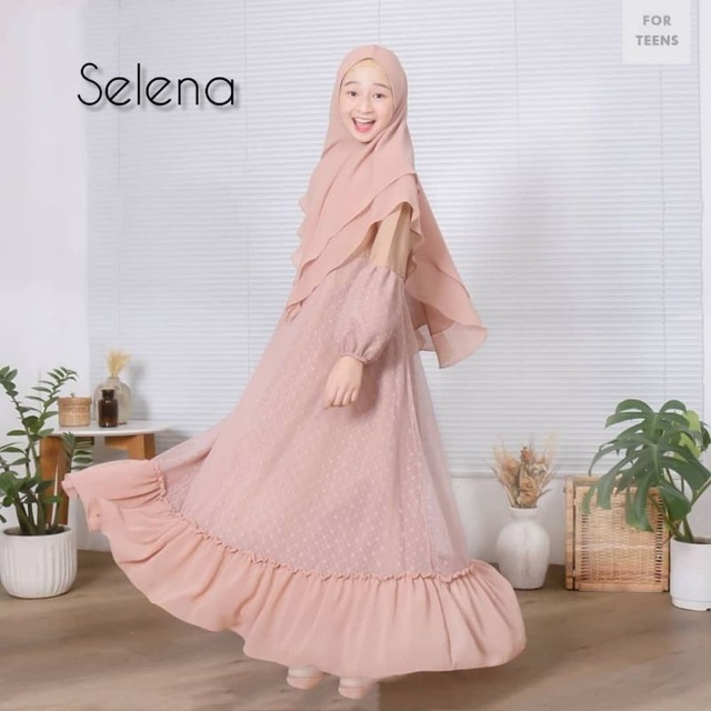 Warna Nude Simple dan Cocok untuk Acara Besar 